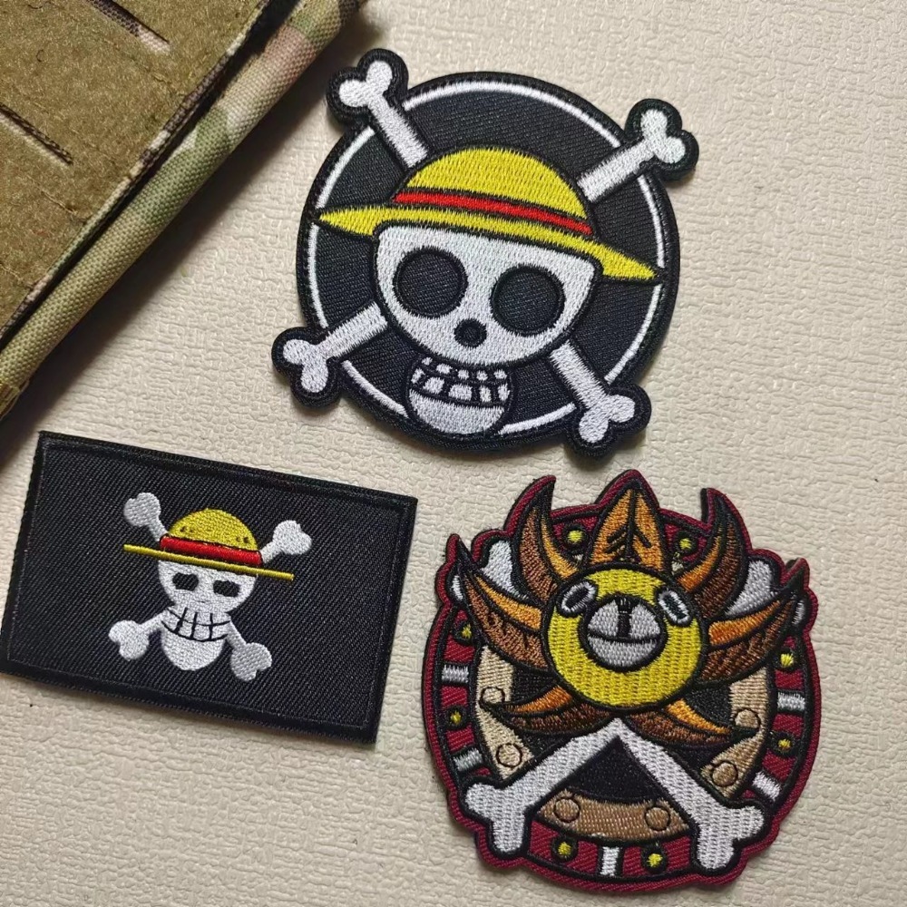 Velcro Sew On - Patches bordados de desenho animado One